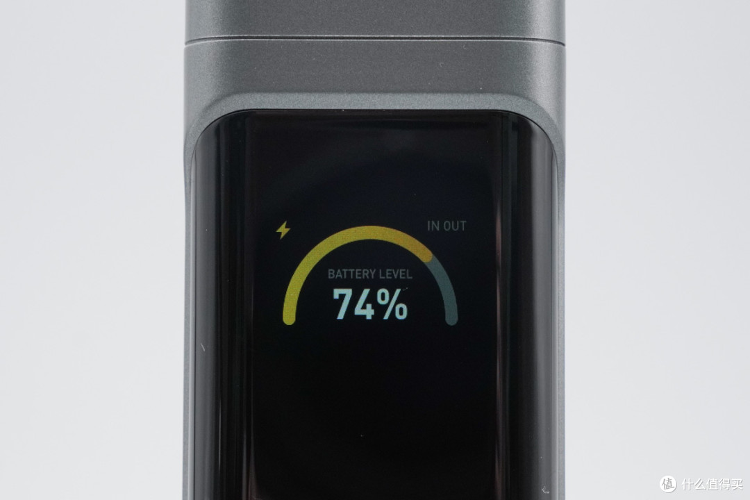 三口满速不虚标!Aohi奥海310W星舰Pro移动电源评测