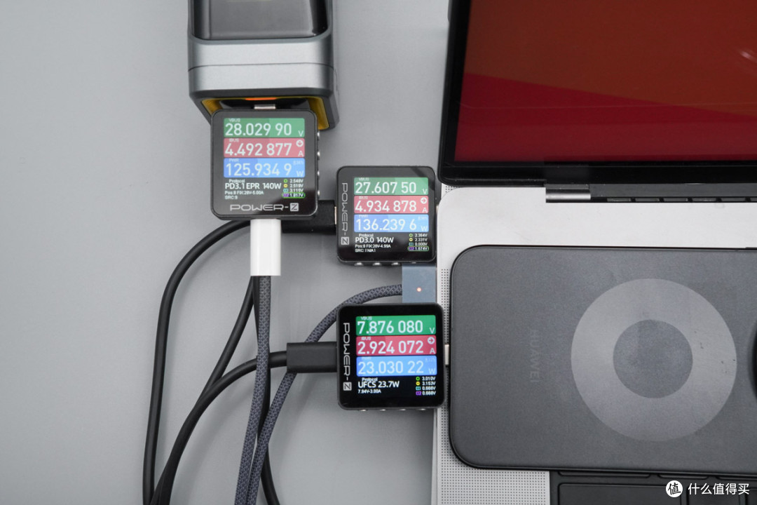 三口满速不虚标!Aohi奥海310W星舰Pro移动电源评测
