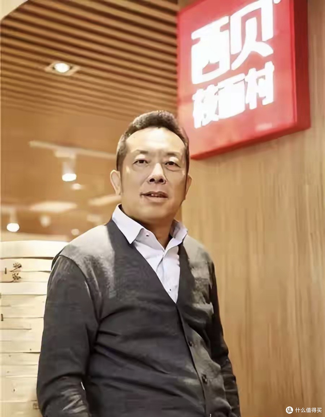 笑喷了!瑞幸咖啡选罗永浩拍宣传片,火得一塌糊涂,贾国龙快学学
