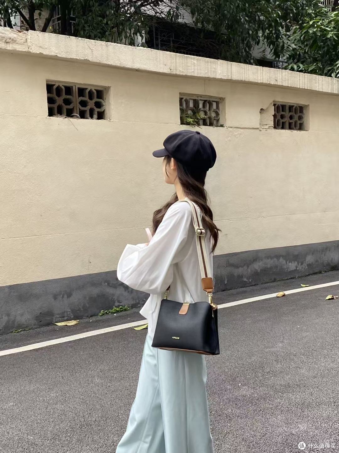 奥康复古托特包实测：软皮通勤包，值不值得入？