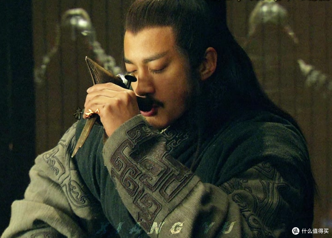 14年前何润东版项羽意外翻红,涨粉百万,网友怒喊:吊打小鲜肉!