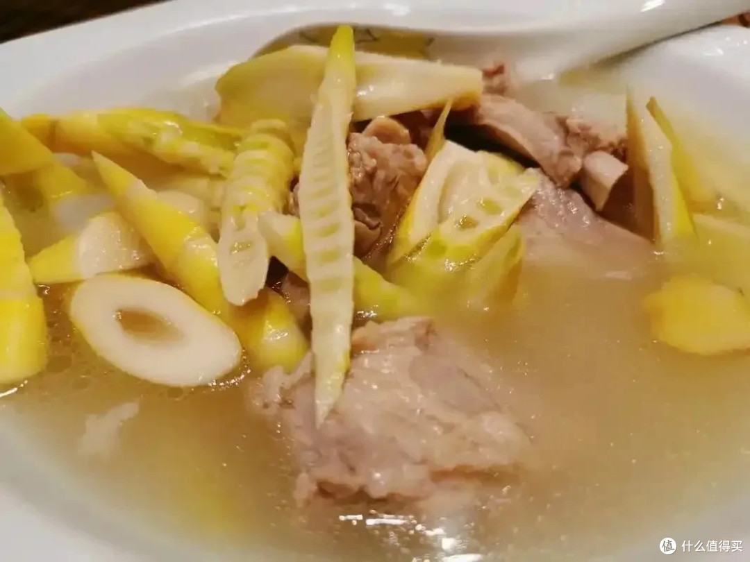 春笋排骨汤：春季滋补佳品