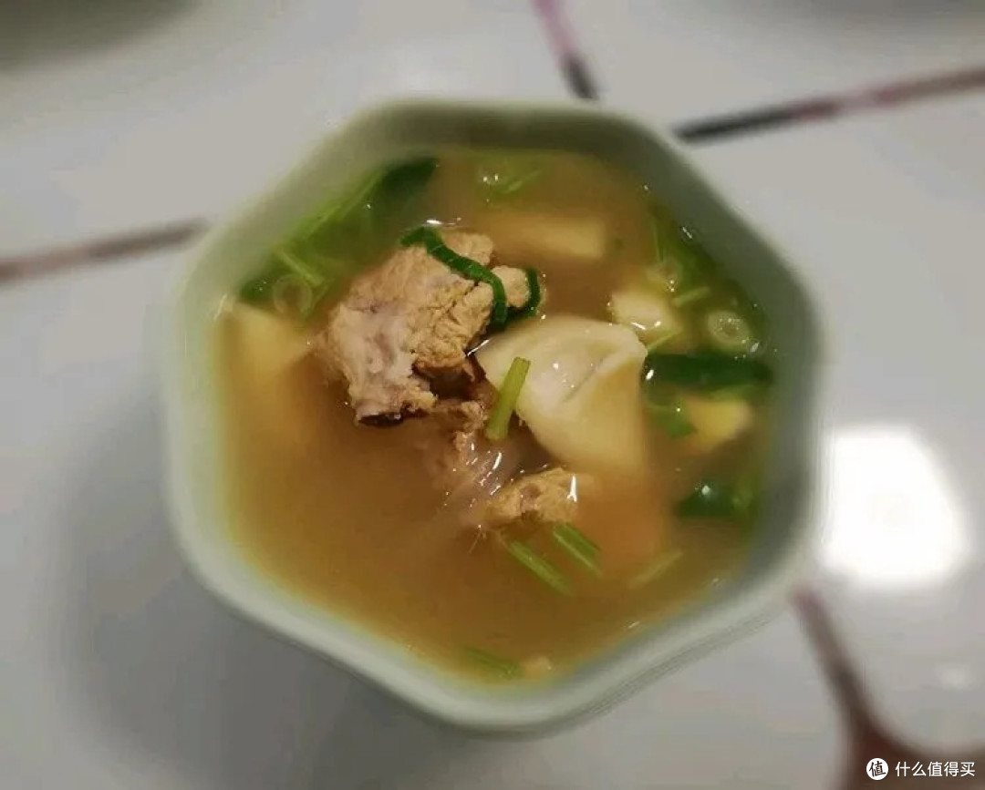 春笋排骨汤：春季滋补佳品