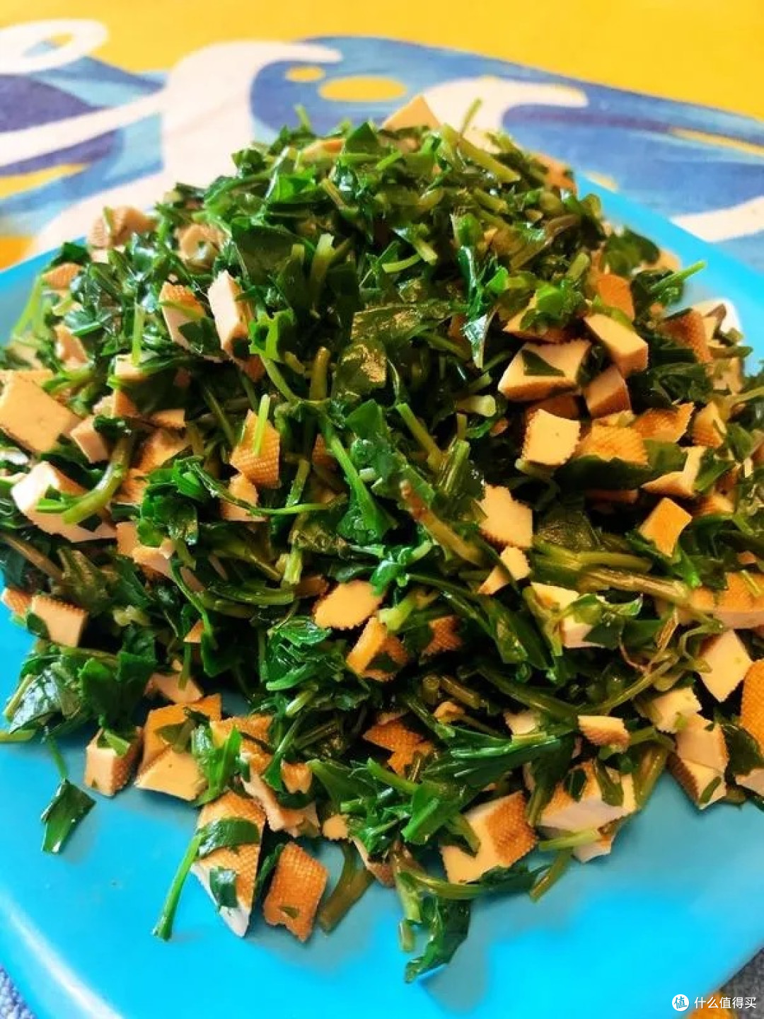 马兰头香干凉拌菜清新爽口