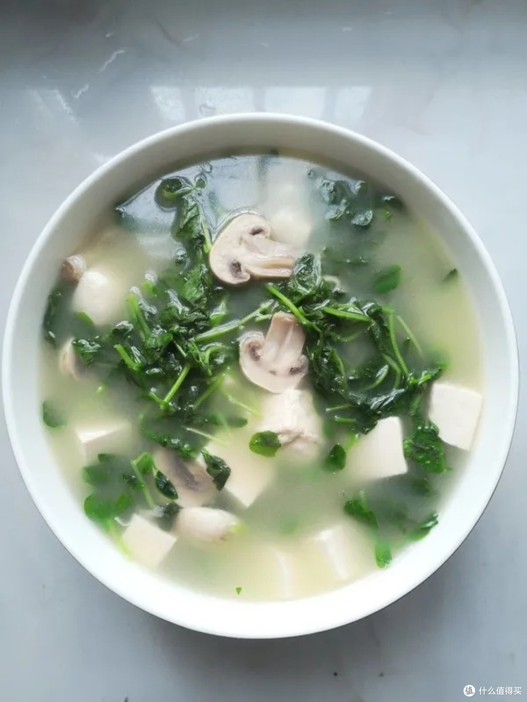 春日豌豆尖菌菇汤清爽滋补