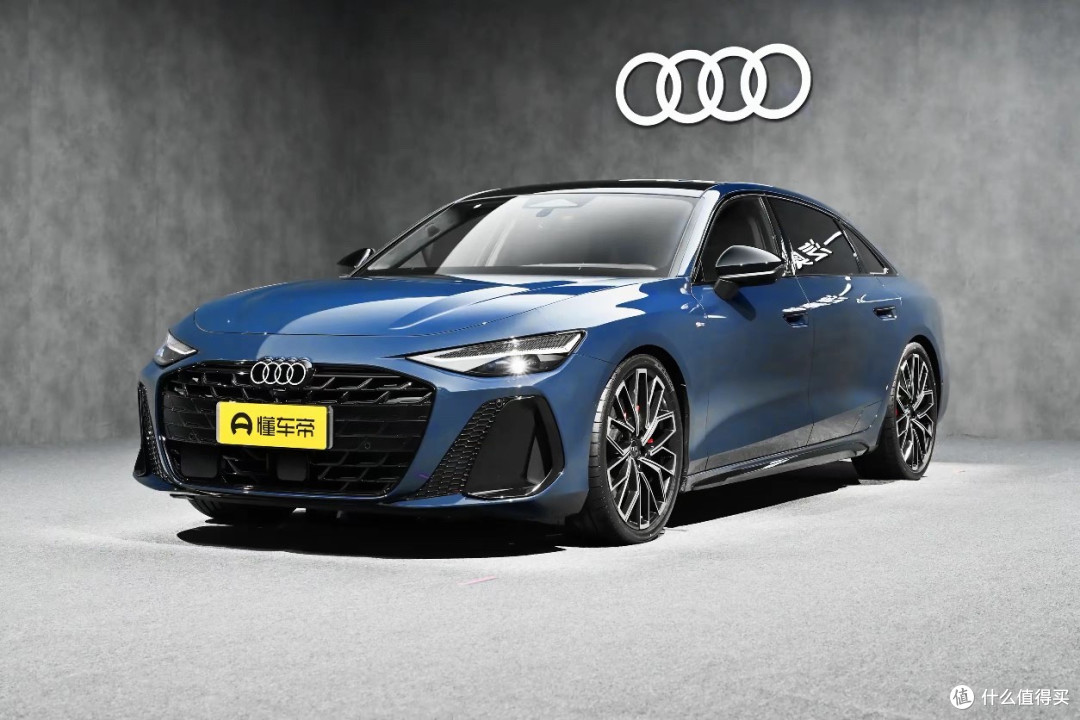 32.29万元起,全新奥迪A6L上市,提供3.0T动力/竞争奔驰E级