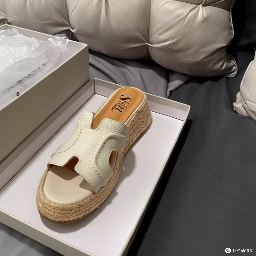 赵露思同款凉拖一穿就显腿长