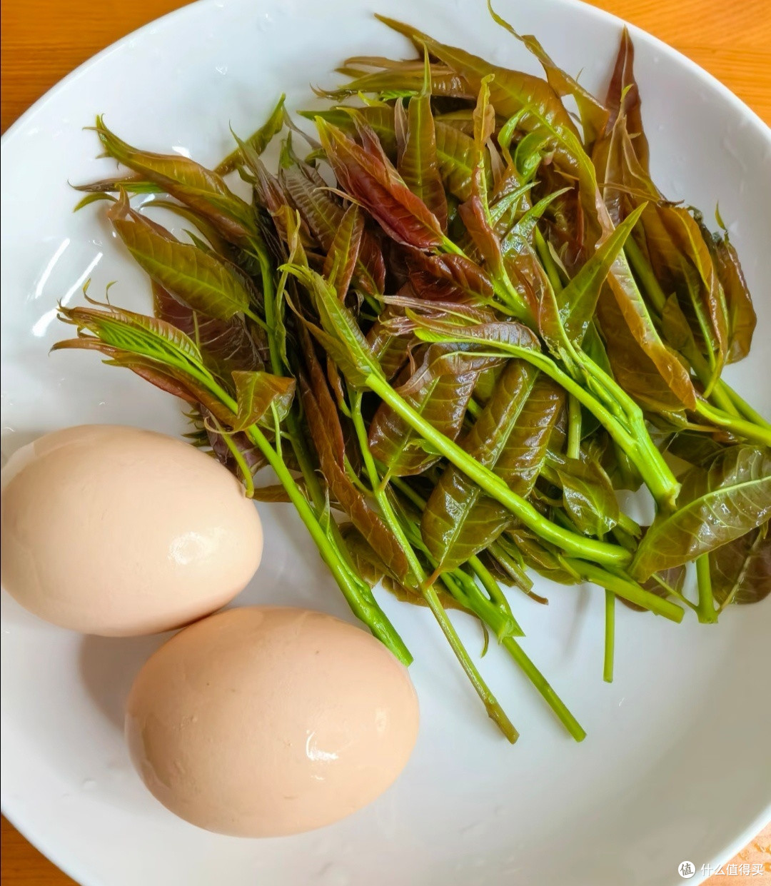 香椿芽冒头,春天的味道