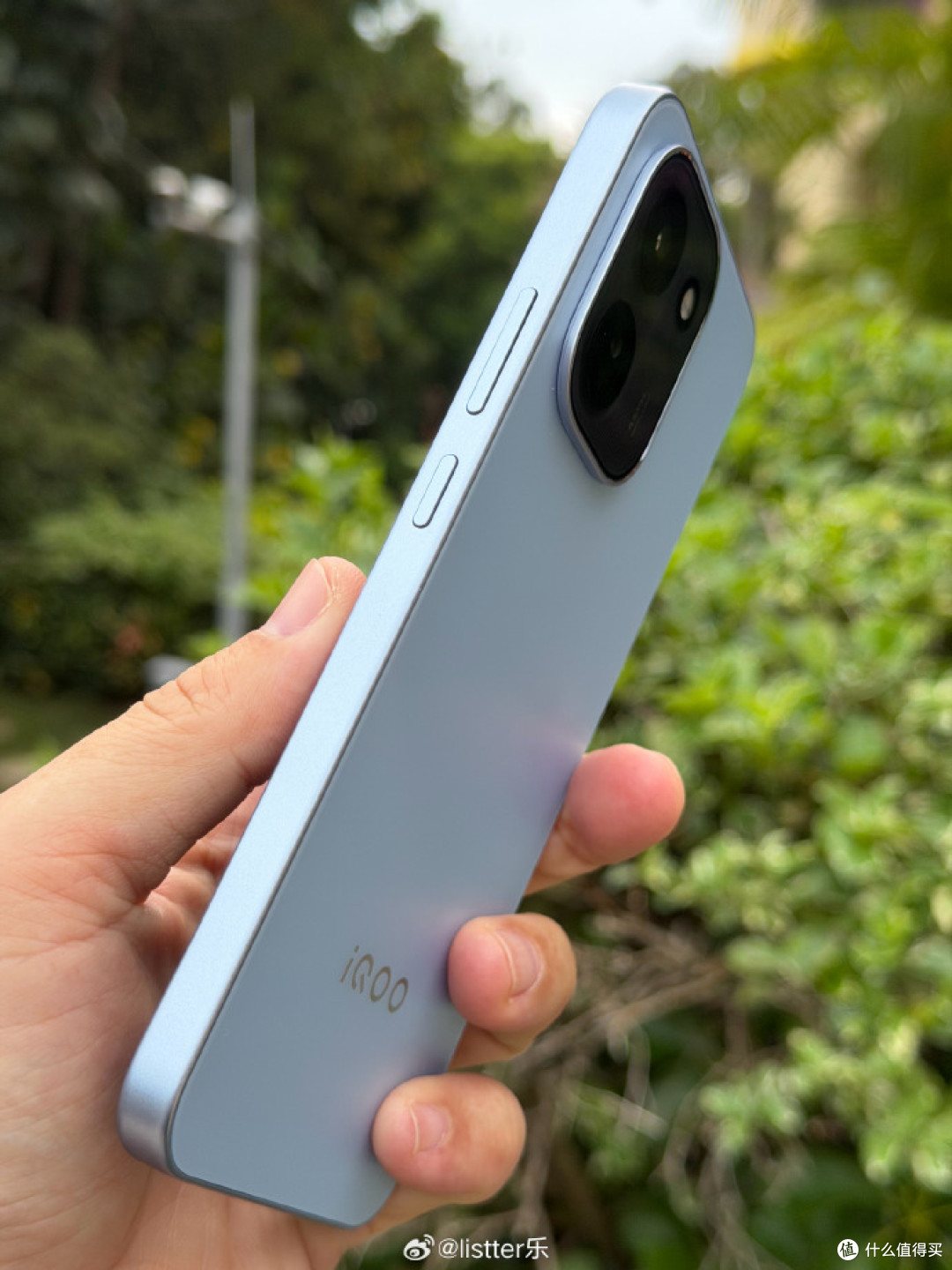 iQOO Z11上手实测：续航和颜值确实能打的千元机！