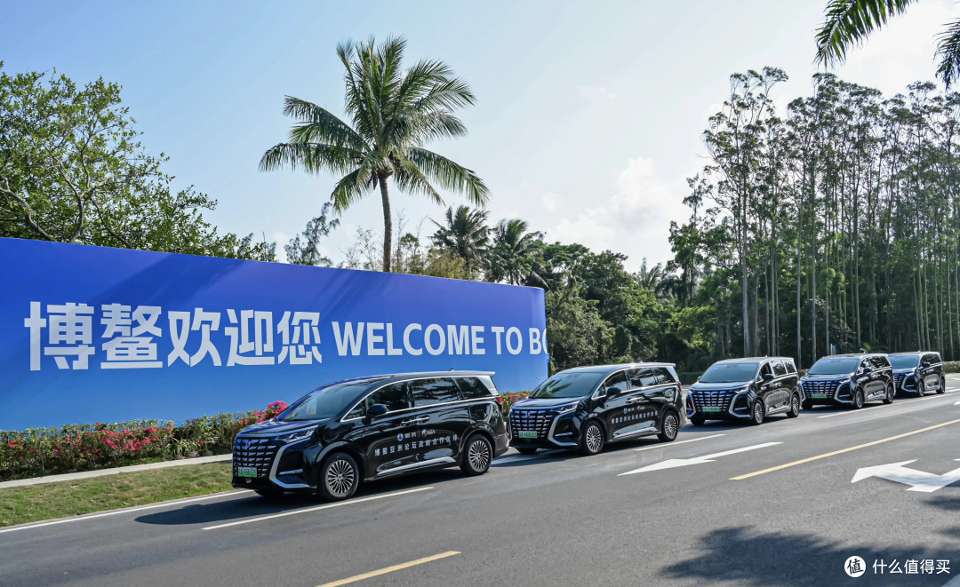 王传福又成今年发展论坛新焦点：长期主义铸就行业新标杆！