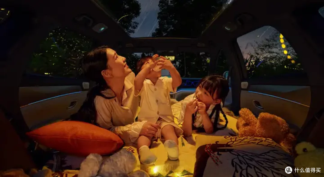 15万起解锁闪充生活!比亚迪宋Ultra EV重塑 B 级纯电 SUV 新标杆