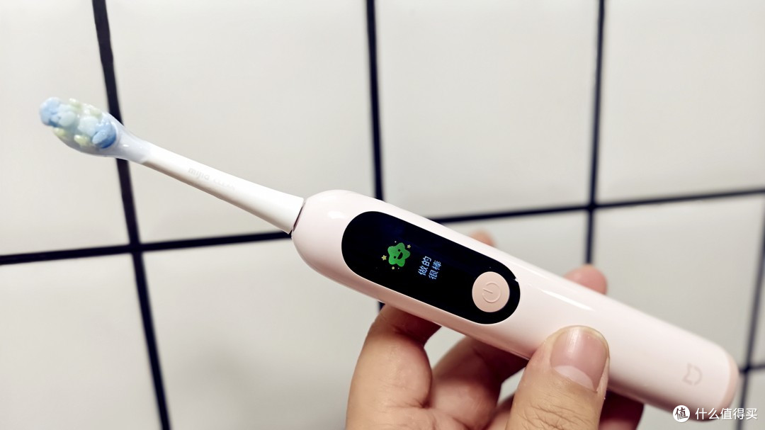 不吼不叫告别刷牙拉锯战,用趣味与专业守护幼齿成长