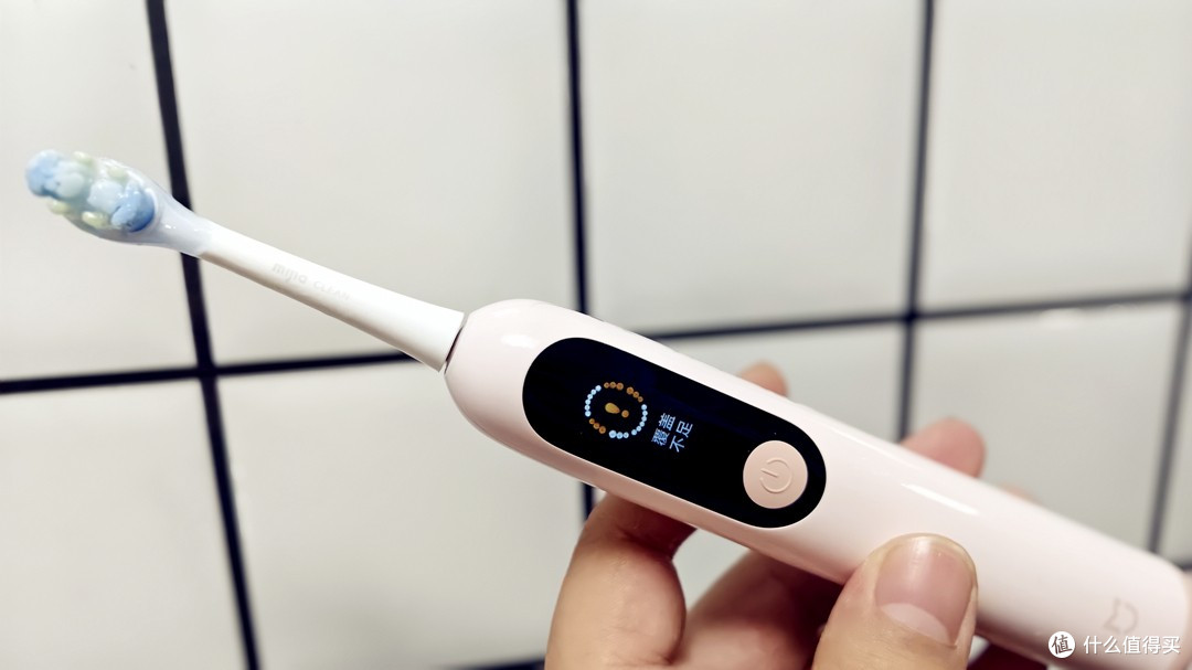 不吼不叫告别刷牙拉锯战,用趣味与专业守护幼齿成长