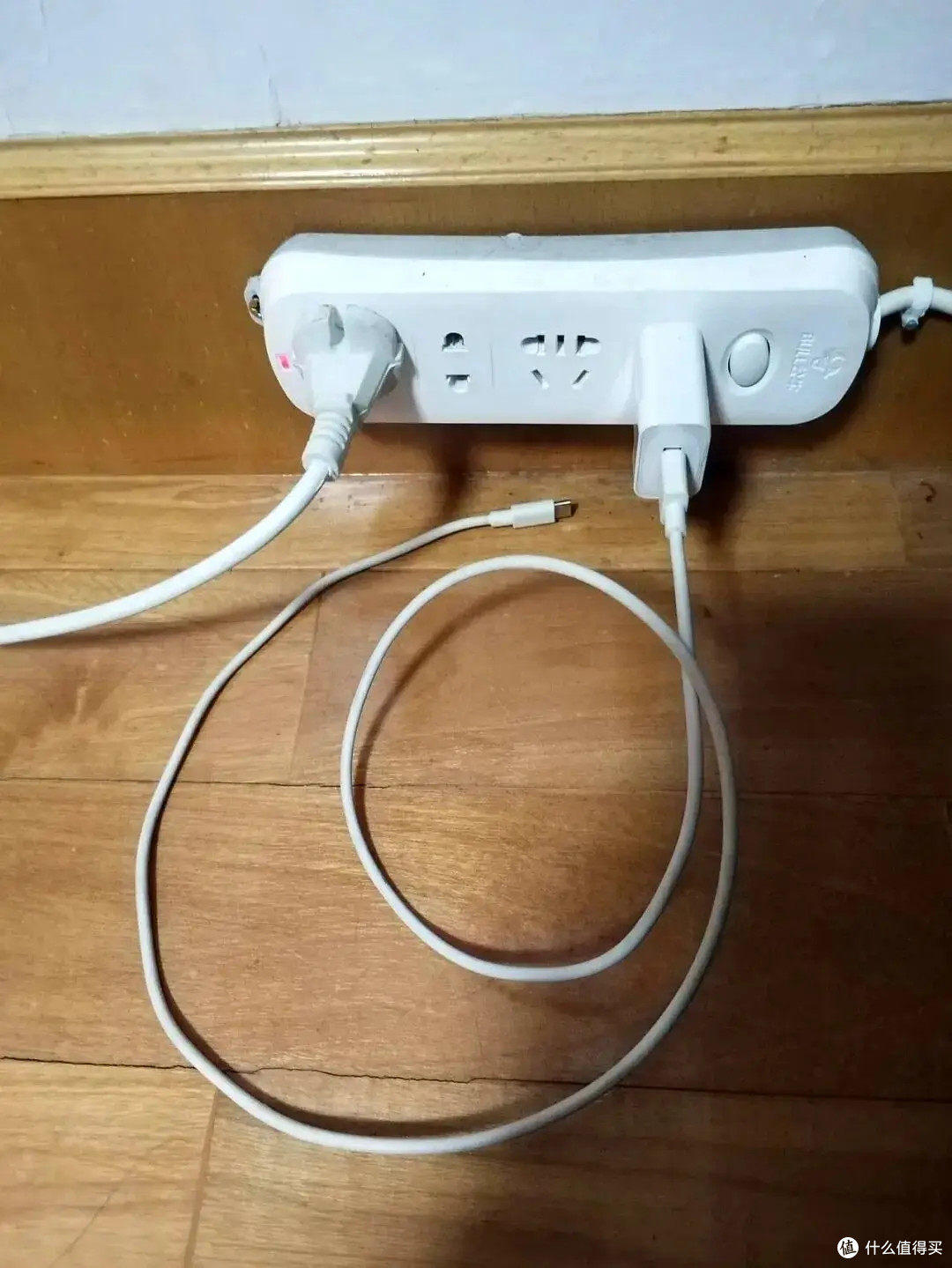 严重影响手机寿命，不要再这样充电了！