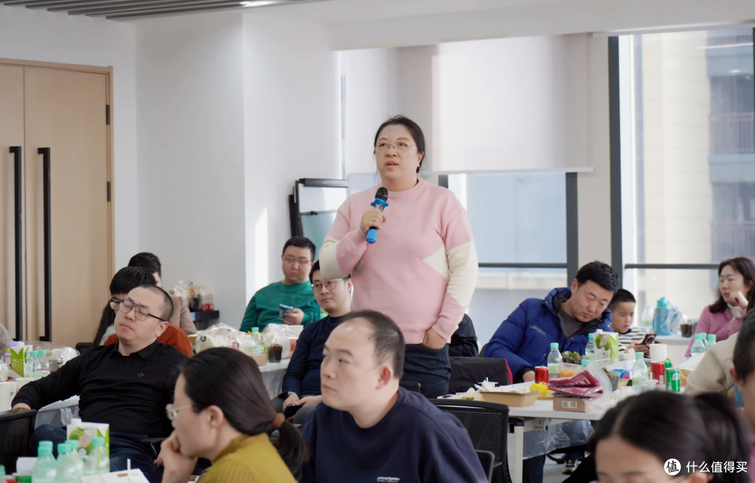 值得买青岛线下交流会,阔别3年故友重逢,打牌&咖啡攒起来