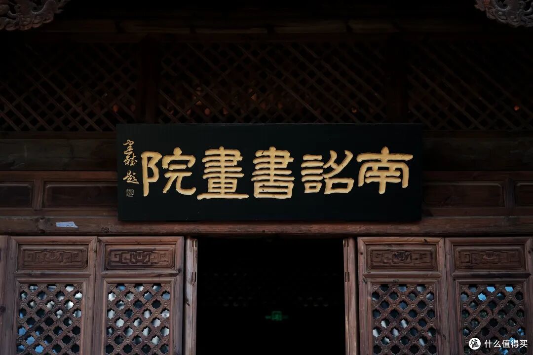 这座六百年的城,不争不抢,却活成了最想住的样子