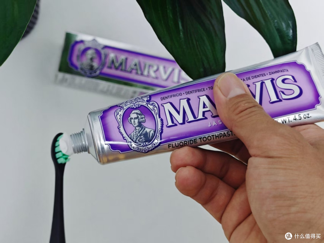 熬夜后依旧精致的秘密!张大妈女神焕新包,六件好物精准拯救垮态