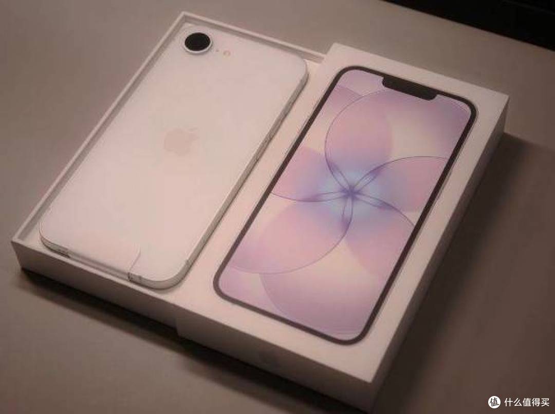 A19旗舰 | MagSafe首入 | iPhone 17e评测