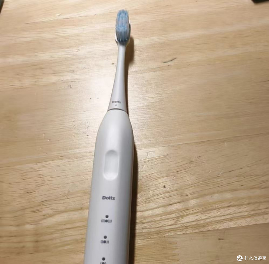 敏感牙专属攻略:电动牙刷什么牌子好排行前十名温和护龈不踩雷