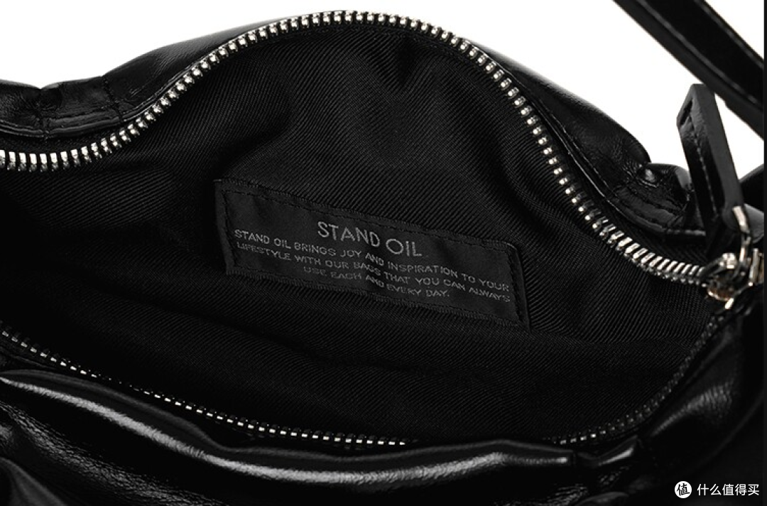 春日通勤配饰新选:STAND OIL 褶皱百褶包,拎出光泽感韩系优雅