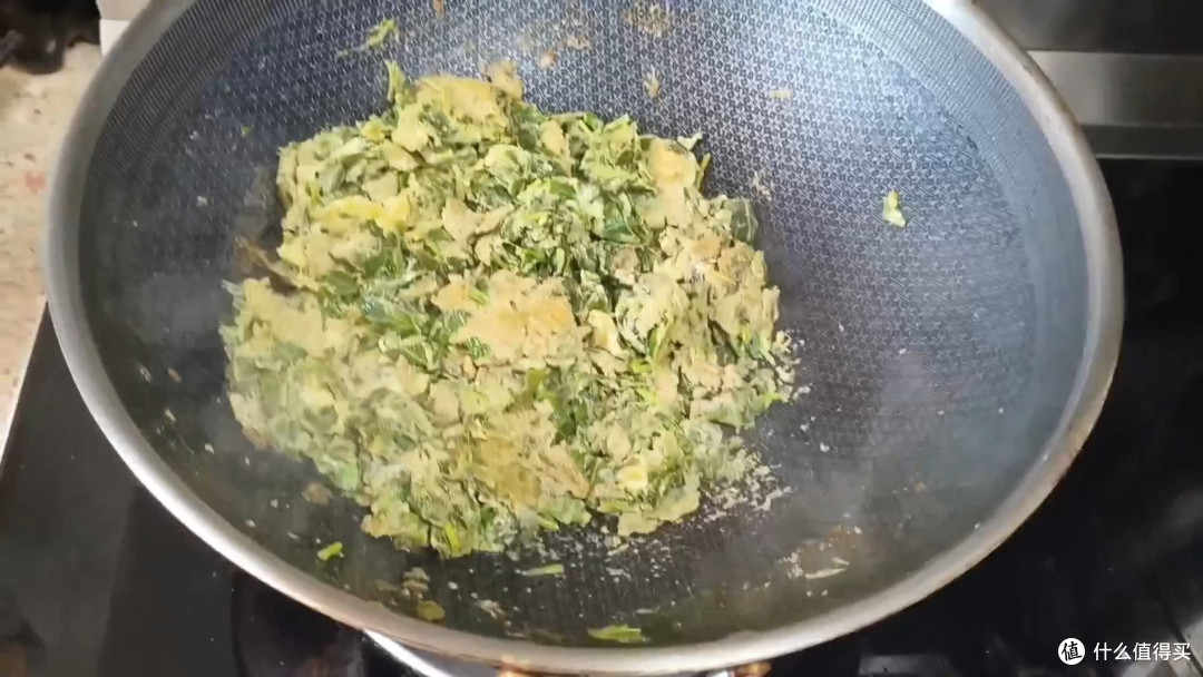 香椿炒鸡蛋：春日限定美味