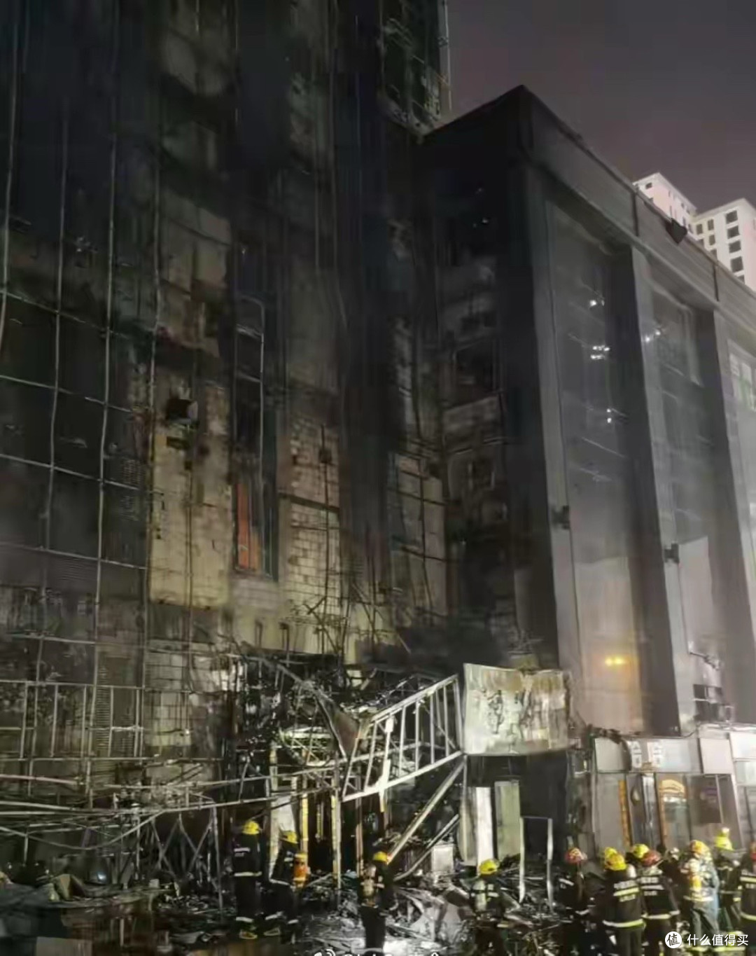 18分钟烧穿整栋楼！太原火灾的全过程，给所有住高层的人敲了警钟