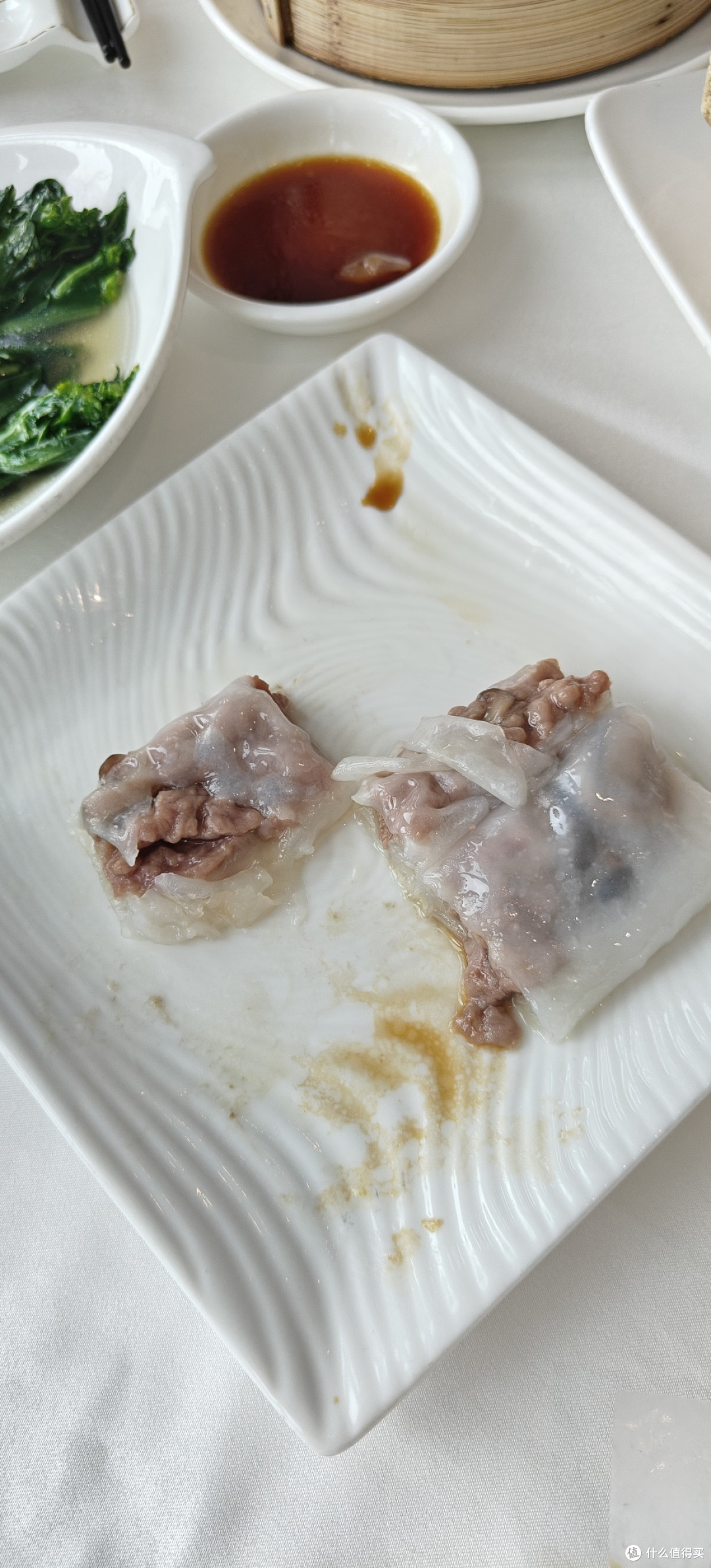 广州塔捡漏｜394 元双人餐送登塔，这操作我服了