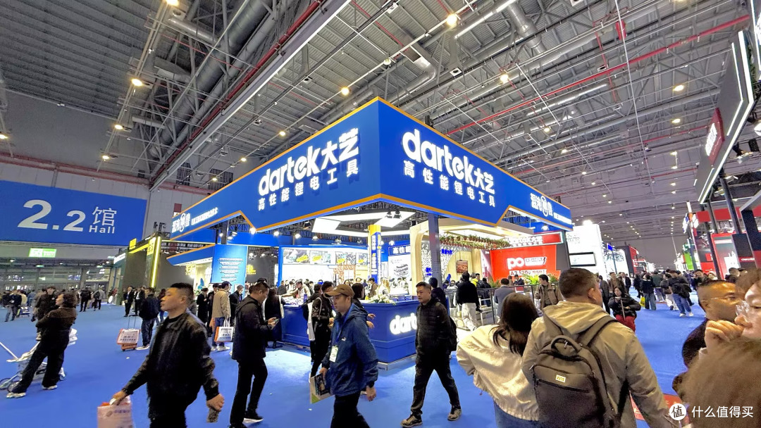 大艺科技混沌神兽电池升级版五金展重磅发布，一块顶六块！