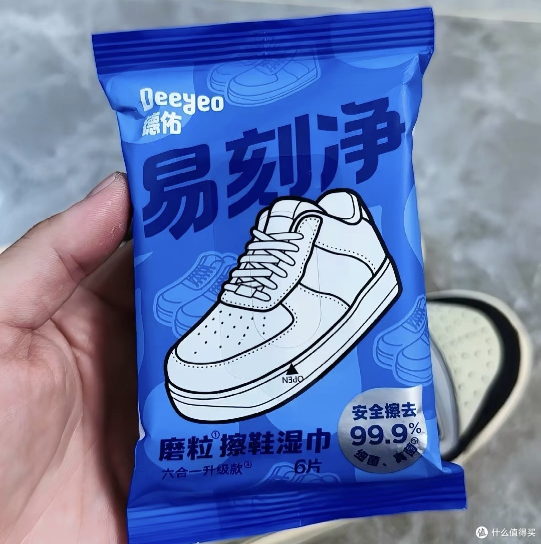 德佑擦鞋湿巾:去污力强