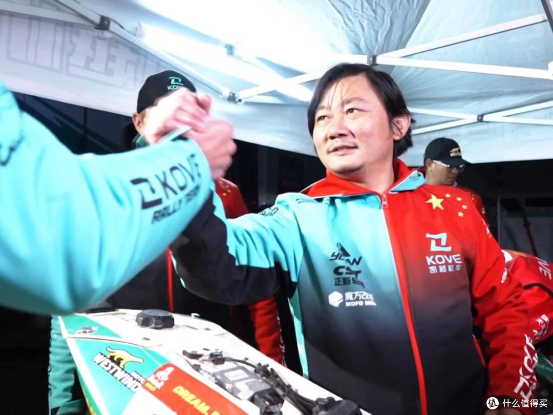 2278万亏损换WSBK首冠！张雪机车的草根逆袭，值吗？
