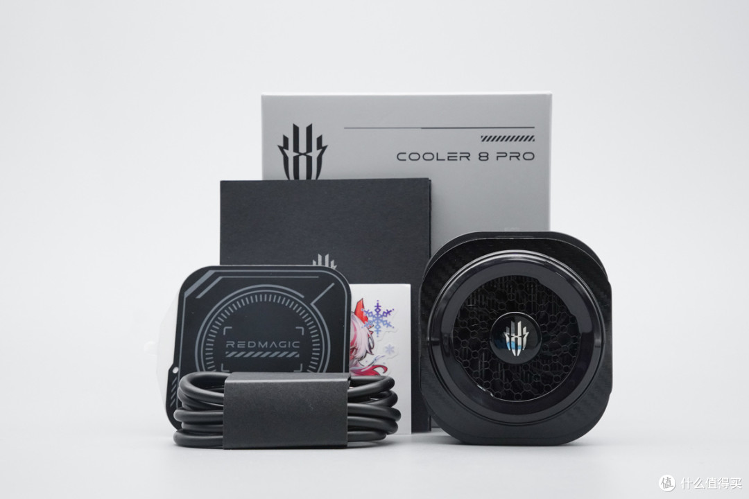 电竞选手降温神器!红魔散热器 8 Pro实测36W狂暴制冷