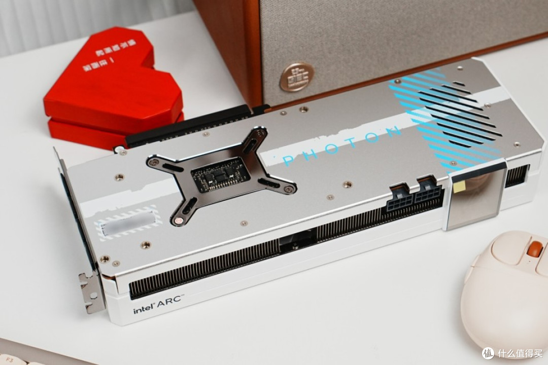 千元甜品显卡：蓝戟A770 Photon开箱体验，搭配270K处理器很可以