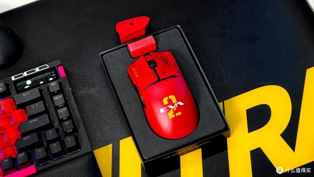 太好了是EVA！雷蛇毒蝰V3Pro2号机联名！