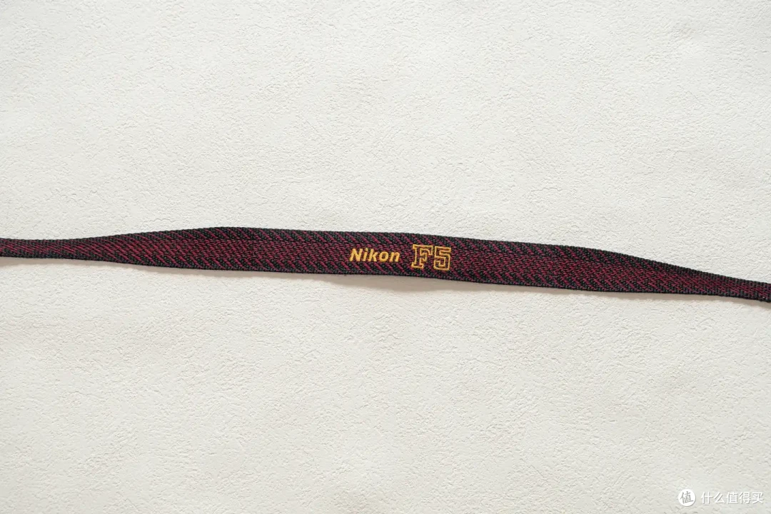 不只是配件 | 我的尼康肩带收藏全记录