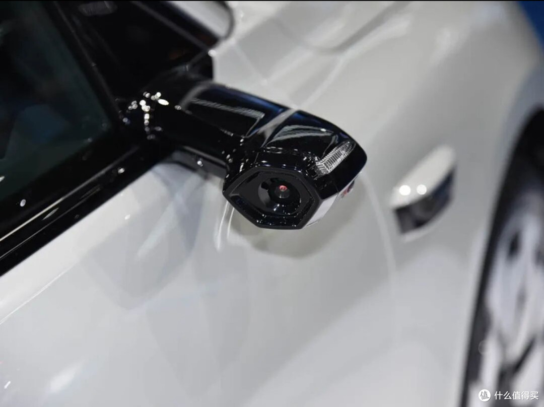 纯电奥迪A6L来了，800V+815km续航+华为，4.5s破百，预售31.3万起