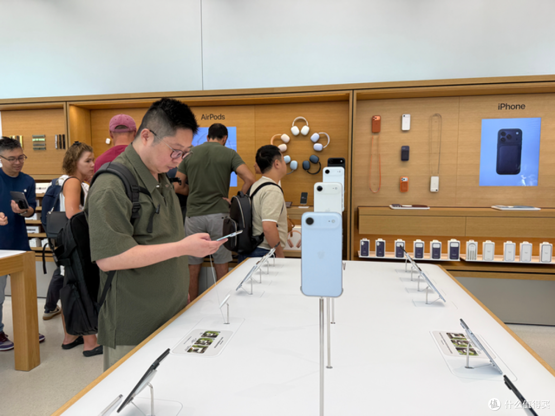 史上最惨iPhone：5个月，从7999元跌至4299元，降价46%