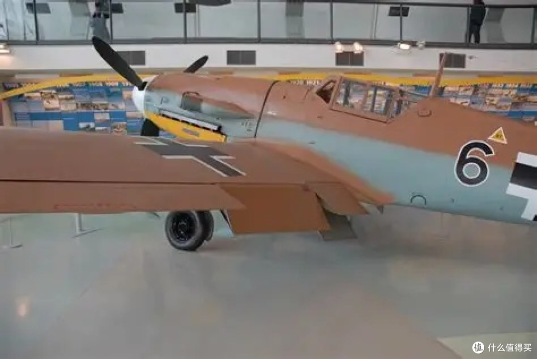 非洲流星--Corgi 1:72 Bf-109 G-2 马尔塞尤座机