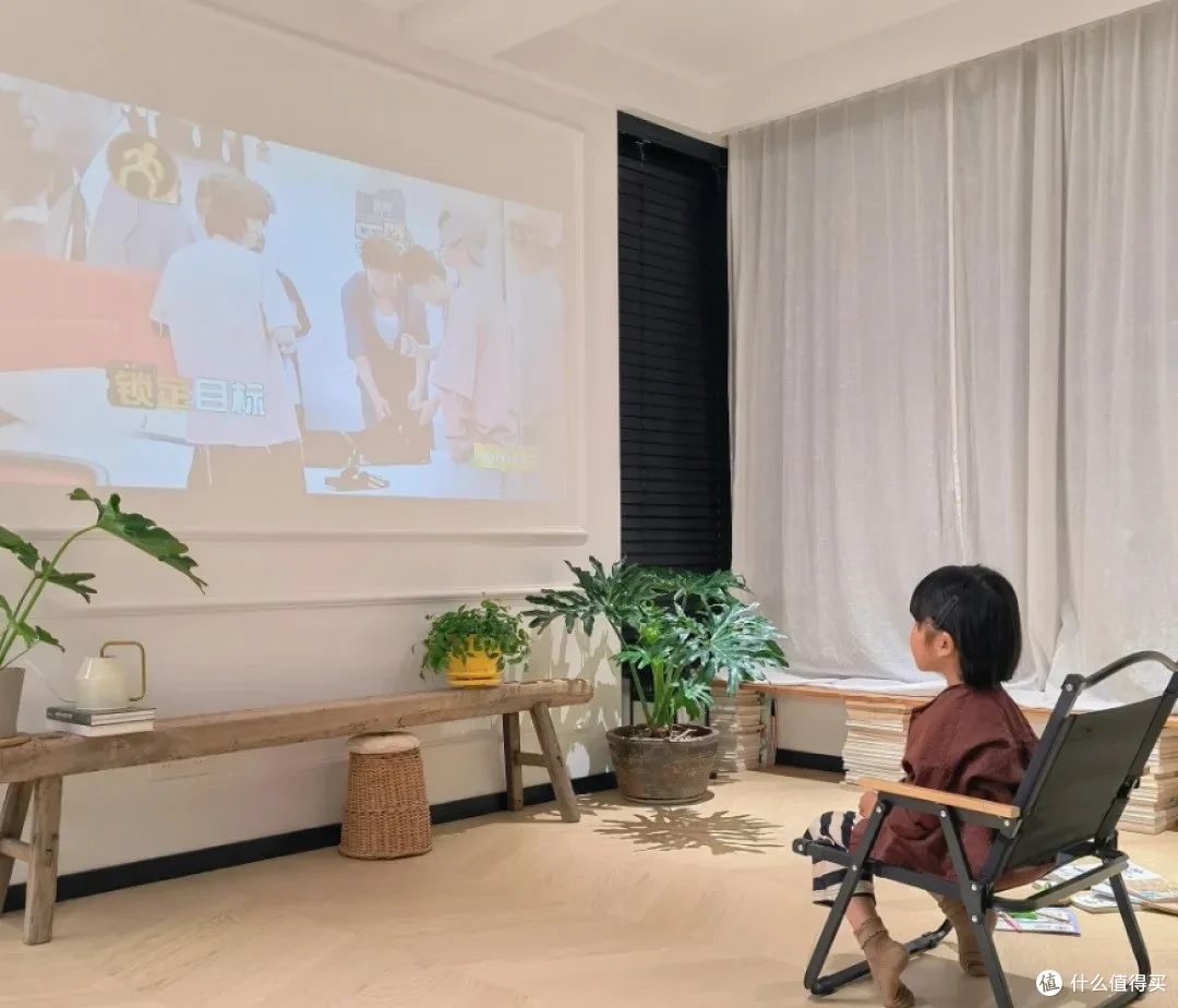 直到我扔了沙发，才发现客厅是个“宝藏”，真后悔没早点扔