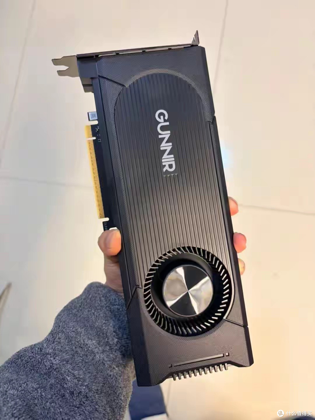咸鱼流出同价位无敌英特专业显卡,8K剪辑生产力神卡,24G显存!