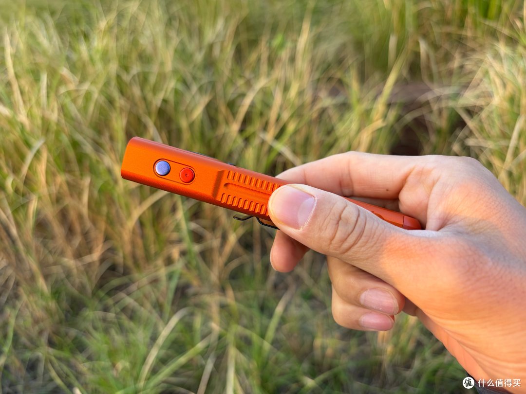 便携又好玩,Fenix E06R Pro 让你的 EDC 更出彩