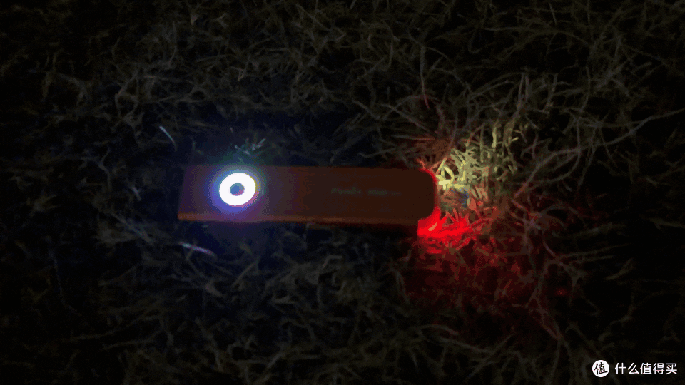 便携又好玩,Fenix E06R Pro 让你的 EDC 更出彩