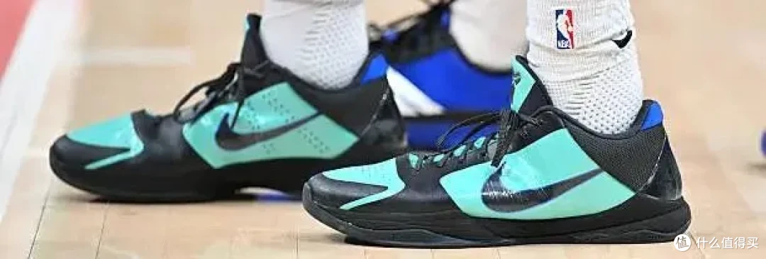 【NBA每日上脚】主帅抱团专治自闭!文班专属PE是绿色?