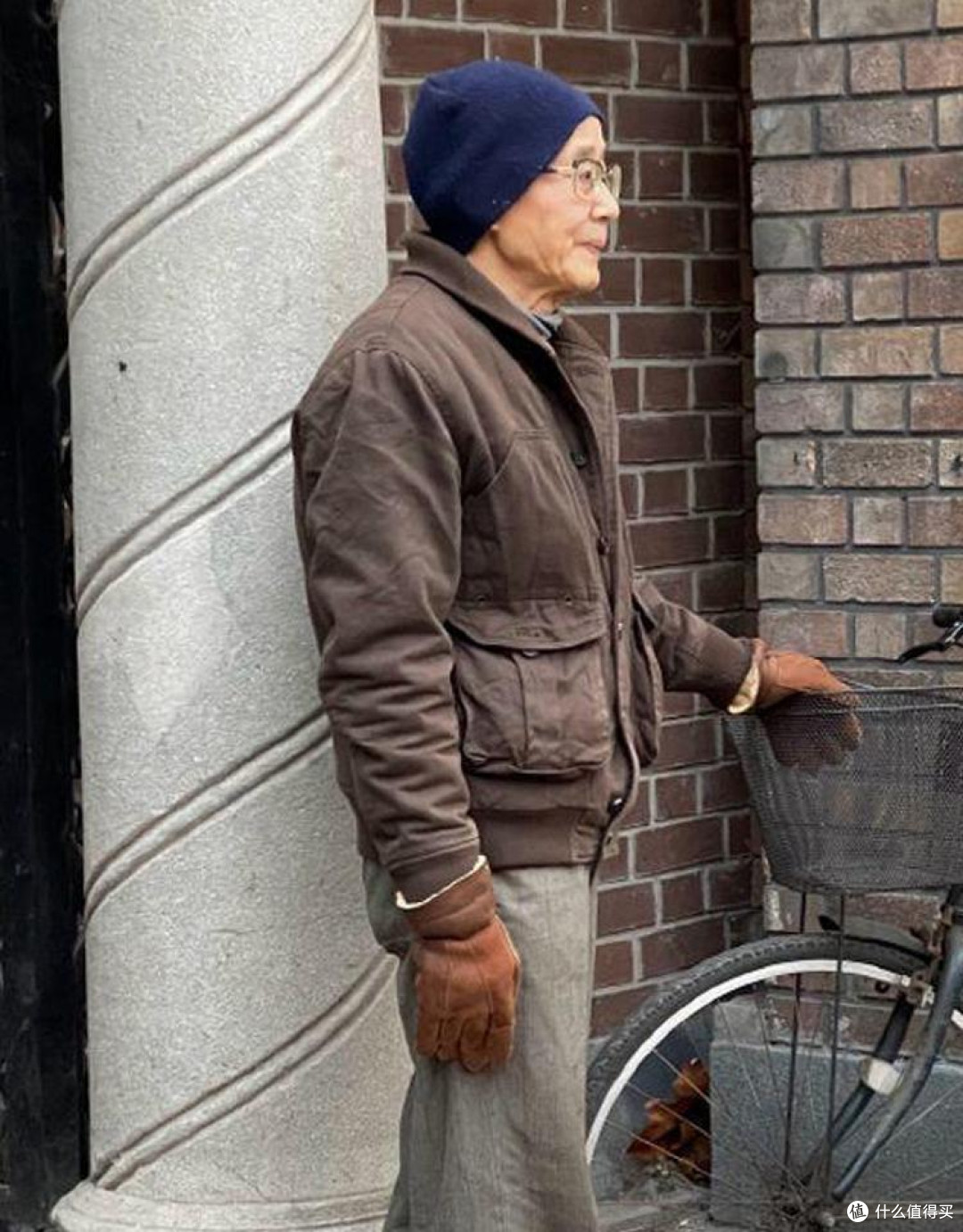 等老了后,绝不戴“毛线帽”!学爷爷们戴这3种帽子,减龄洋气!