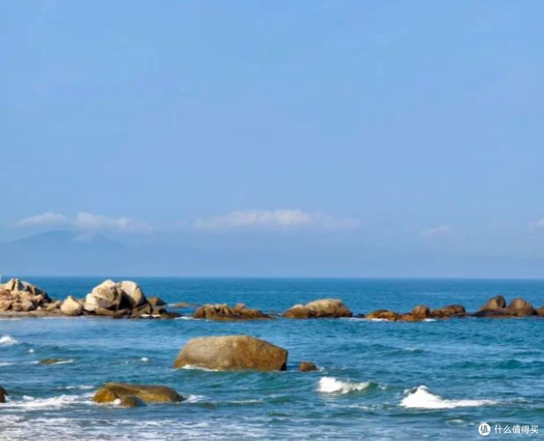 一湾分两面,汕尾红海湾绘就粤东天然海岸画卷