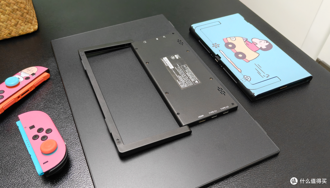 Switch2玩家必看评测！这款CFORCE 016N便携屏能够免底座一线直连
