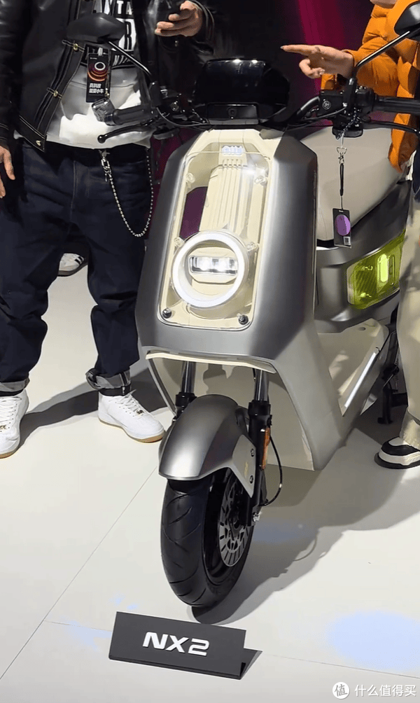 2026电摩圈迎来“大洗牌”？九号闪骑、小牛NX2代硬刚极核！_摩托车整车_
