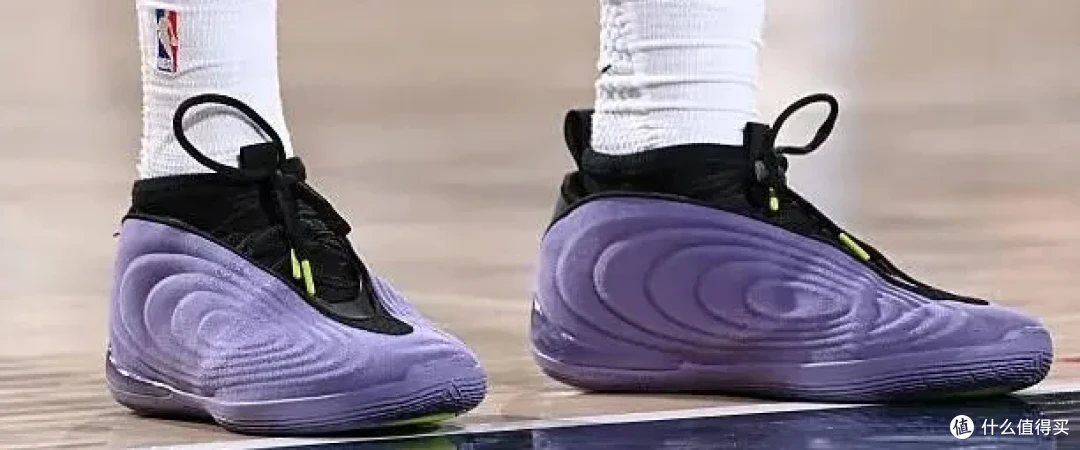【NBA每日上脚】迪子的蓝色漆皮，时隔23年依旧骚到爆！