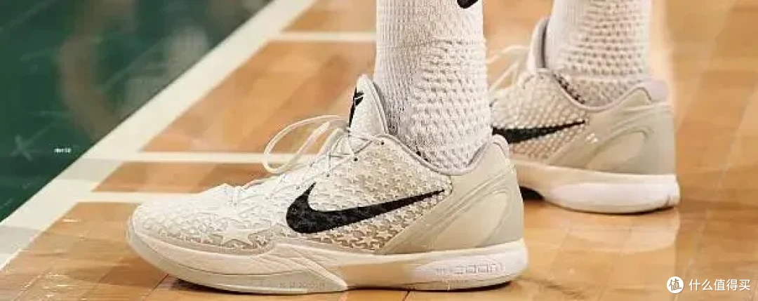 【NBA每日上脚】迪子的蓝色漆皮，时隔23年依旧骚到爆！
