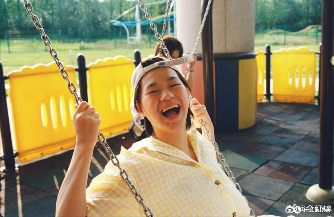 全红婵落泪恳求「不要再骂我了」饭圈为何总在捧杀与棒杀间摇摆？