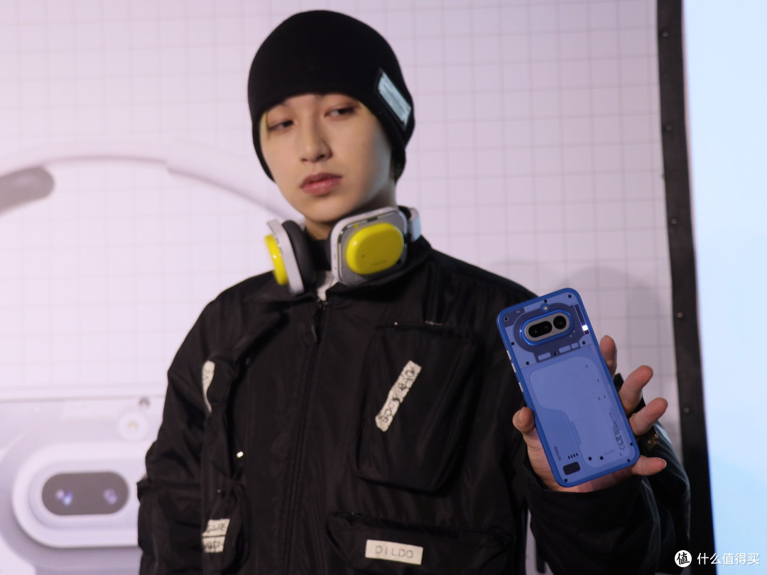 Nothing Phone(4a)系列透明美学再进化